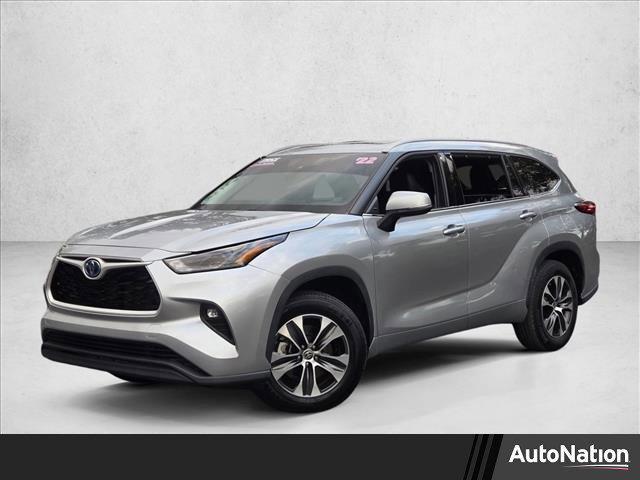 used 2022 Toyota Highlander Hybrid car, priced at $36,919