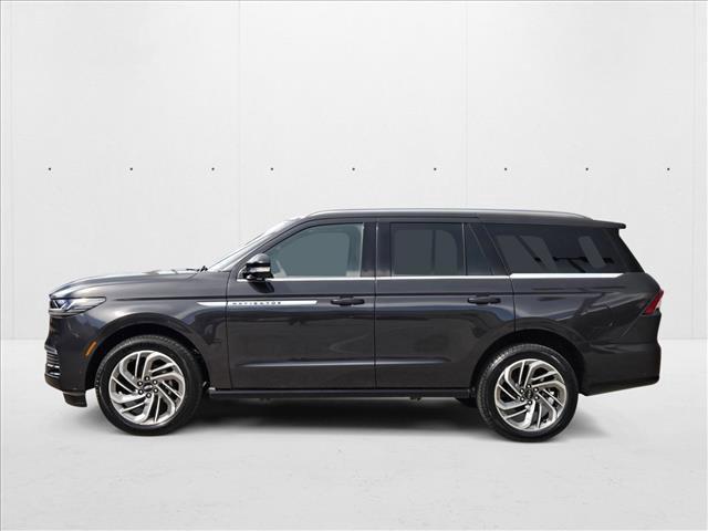 new 2025 Lincoln Navigator car, priced at $97,973