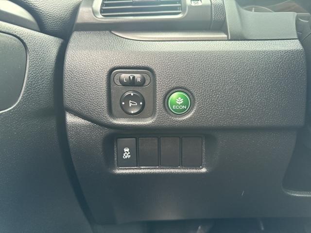 used 2016 Honda Pilot car, priced at $15,487