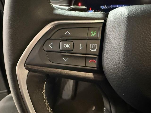 used 2023 Jeep Grand Cherokee car, priced at $27,395