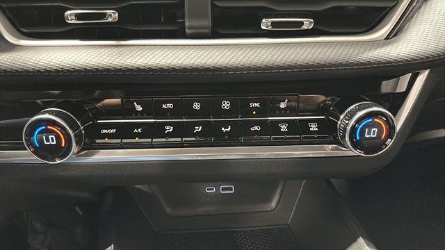 new 2026 Chevrolet Equinox car, priced at $32,950