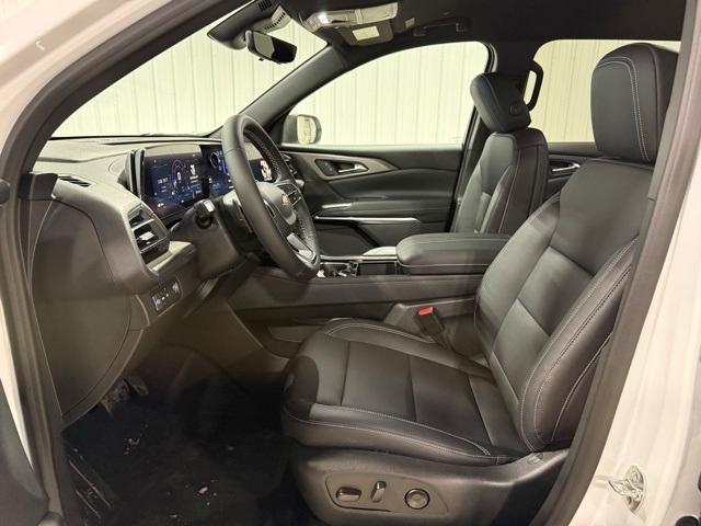 new 2026 Chevrolet Traverse car, priced at $42,322