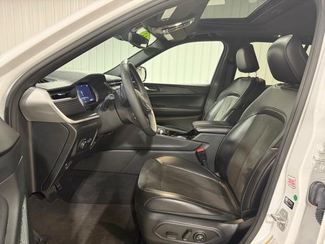 used 2023 Jeep Grand Cherokee car, priced at $29,995