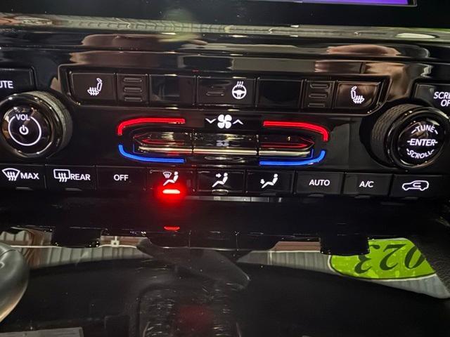 used 2023 Jeep Grand Cherokee car, priced at $29,995