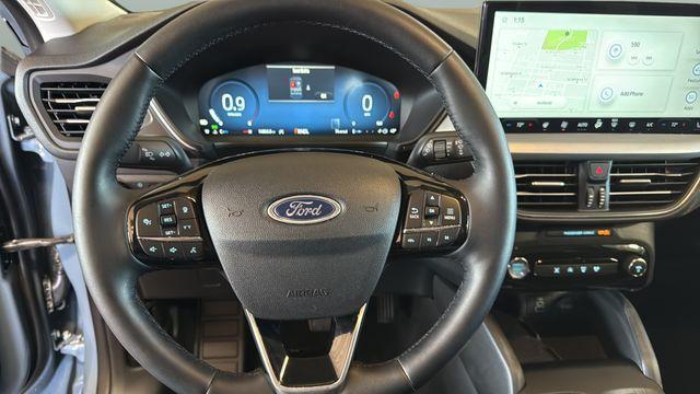 used 2025 Ford Escape car, priced at $25,995