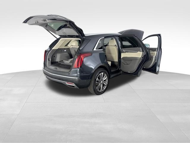used 2021 Cadillac XT5 car, priced at $24,487