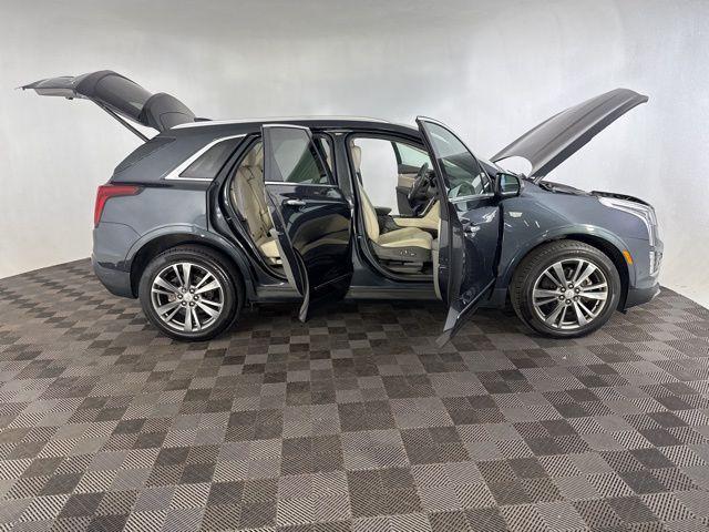 used 2021 Cadillac XT5 car, priced at $24,487