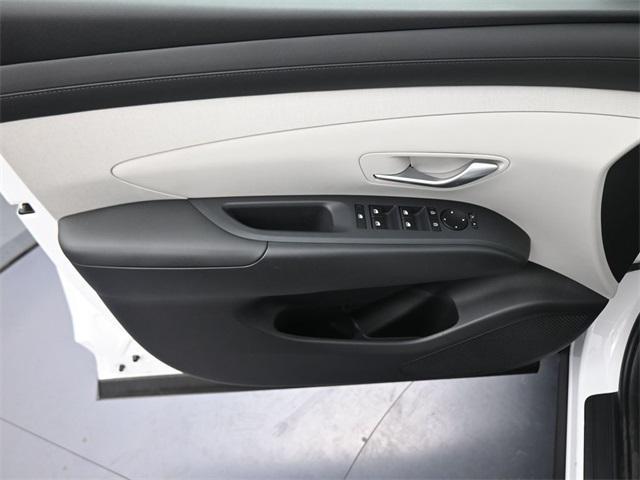 new 2026 Hyundai Tucson car, priced at $35,877