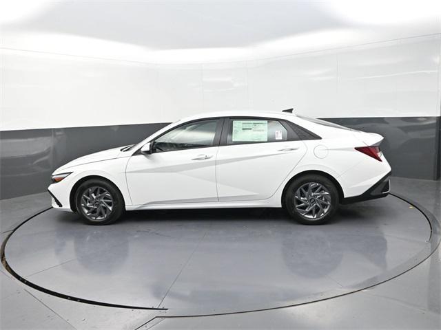 new 2025 Hyundai ELANTRA HEV car, priced at $21,651