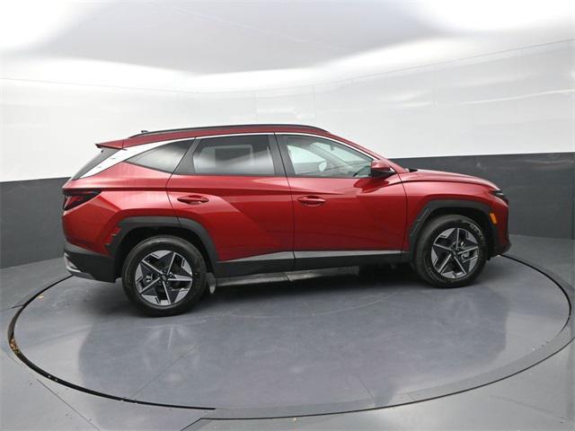 new 2026 Hyundai TUCSON Hybrid car, priced at $35,639