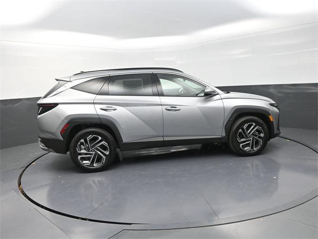 new 2026 Hyundai TUCSON Hybrid car, priced at $43,118