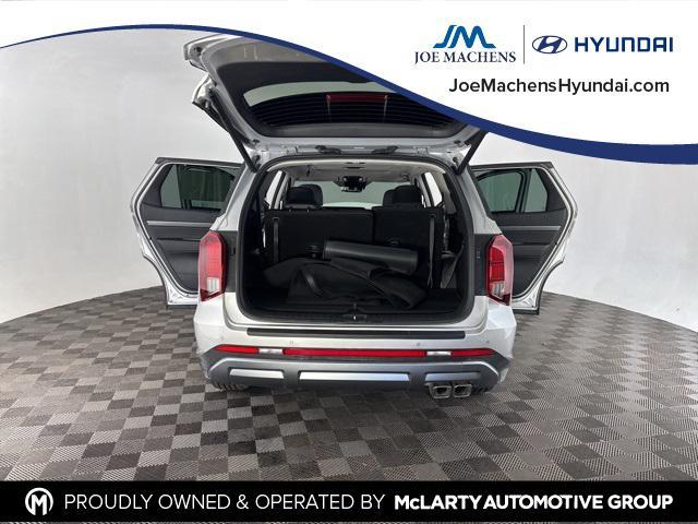 used 2025 Hyundai Palisade car, priced at $38,000