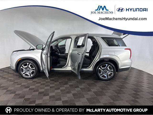 used 2025 Hyundai Palisade car, priced at $38,000