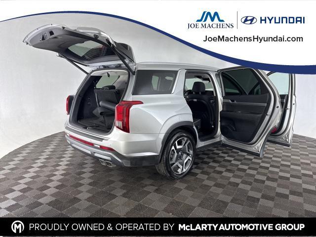 used 2025 Hyundai Palisade car, priced at $38,000