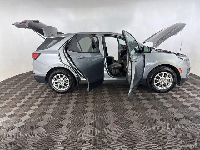 used 2023 Chevrolet Equinox car, priced at $17,558