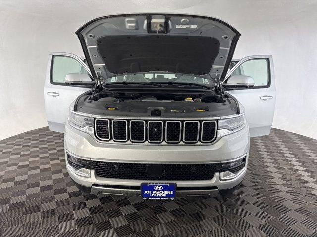 used 2022 Jeep Wagoneer car, priced at $35,102