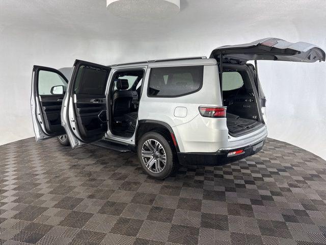 used 2022 Jeep Wagoneer car, priced at $35,102