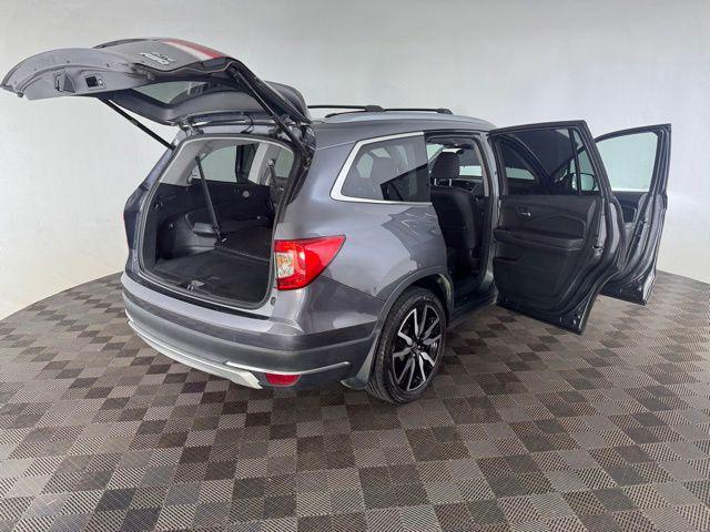 used 2020 Honda Pilot car, priced at $25,587