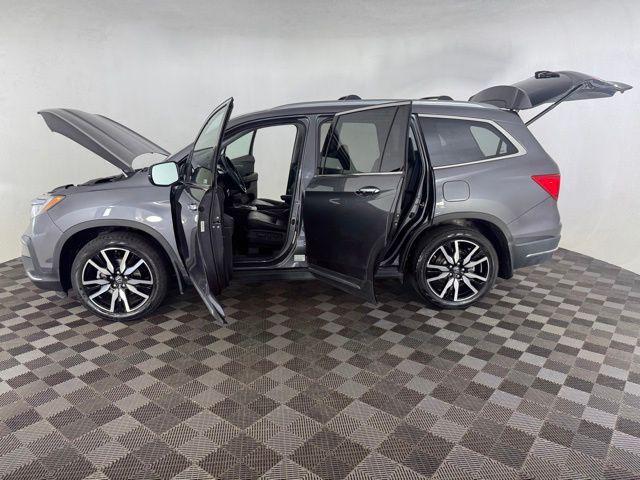 used 2020 Honda Pilot car, priced at $25,587