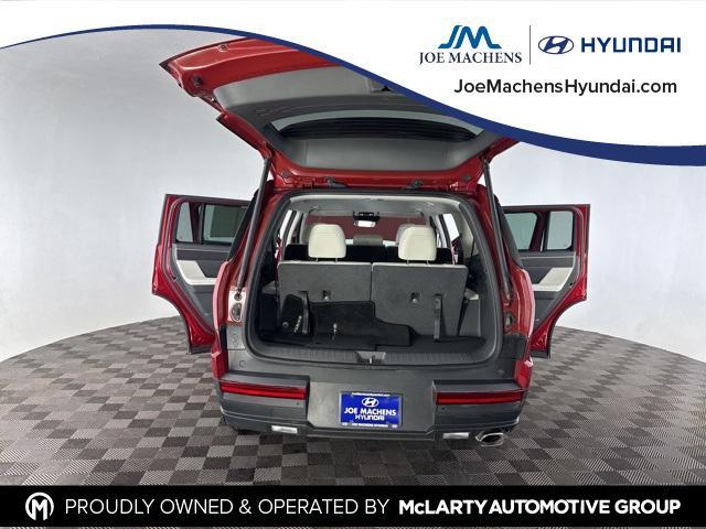 used 2025 Hyundai Santa Fe car, priced at $31,098