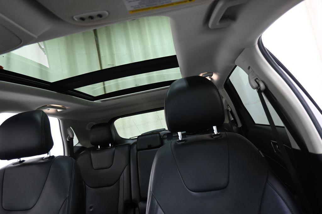 used 2016 Ford Edge car, priced at $11,800