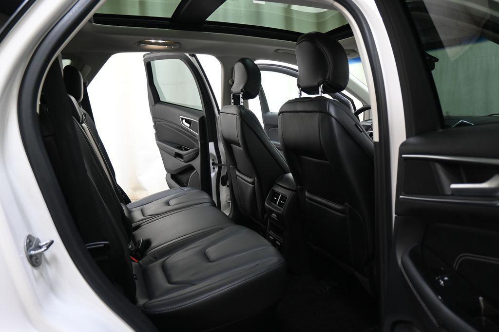 used 2016 Ford Edge car, priced at $11,800