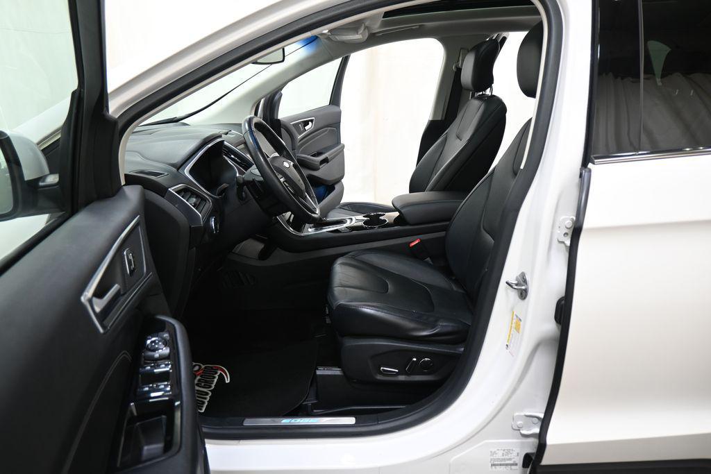 used 2016 Ford Edge car, priced at $11,800