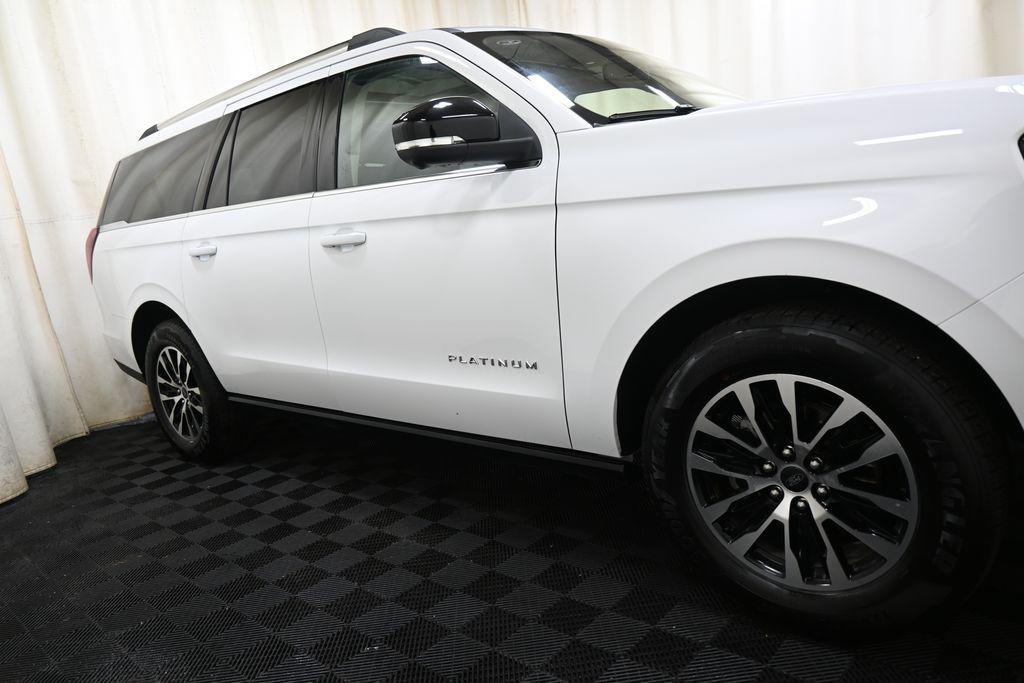 used 2025 Ford Expedition car, priced at $68,989