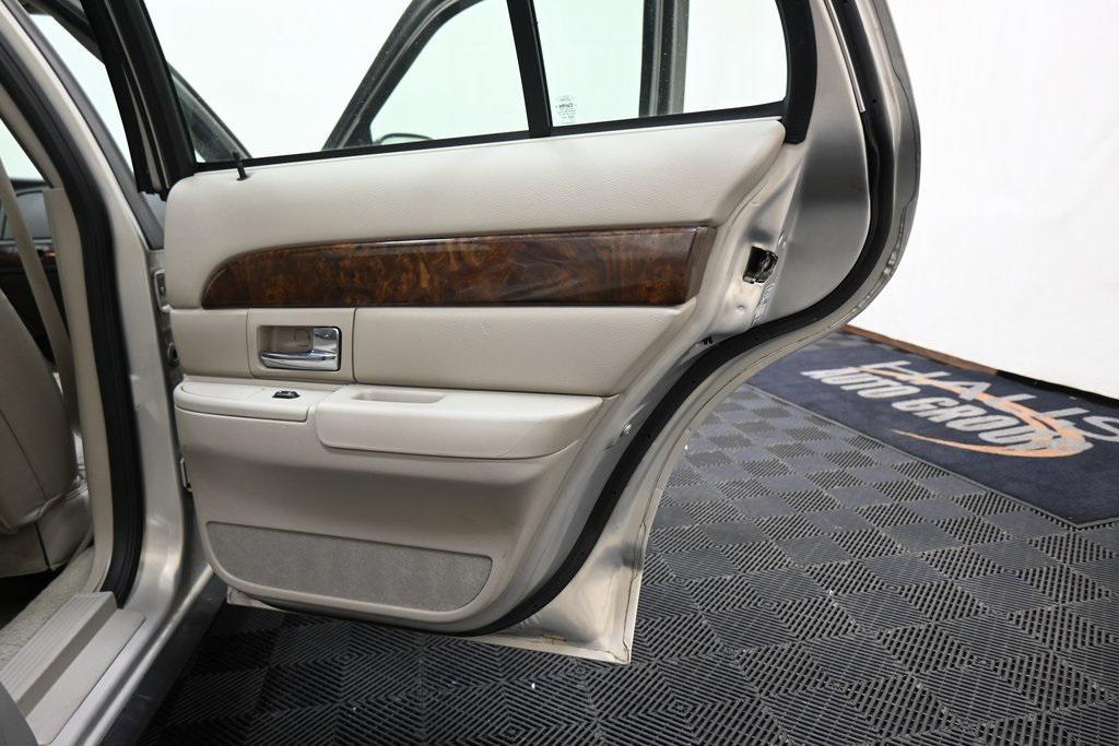 used 2008 Mercury Grand Marquis car, priced at $6,900