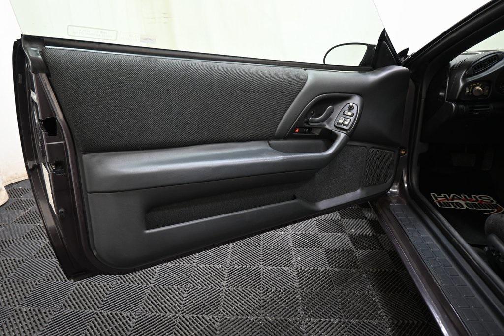 used 1993 Chevrolet Camaro car, priced at $9,989
