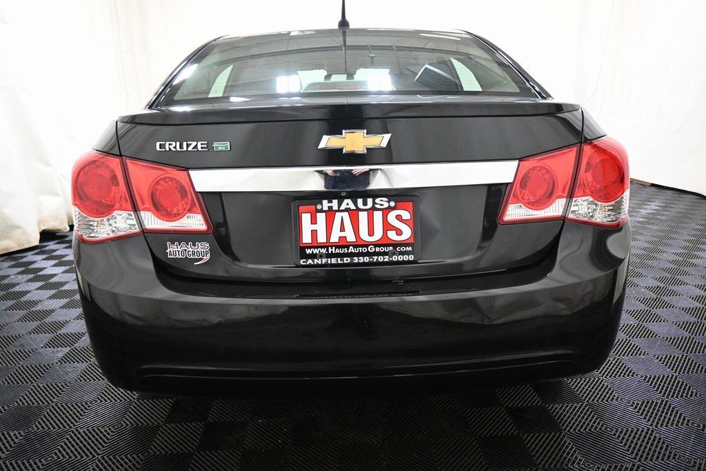 used 2014 Chevrolet Cruze car, priced at $13,989