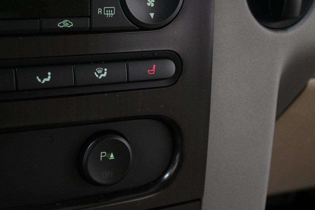 used 2006 Lincoln Mark LT car, priced at $25,900