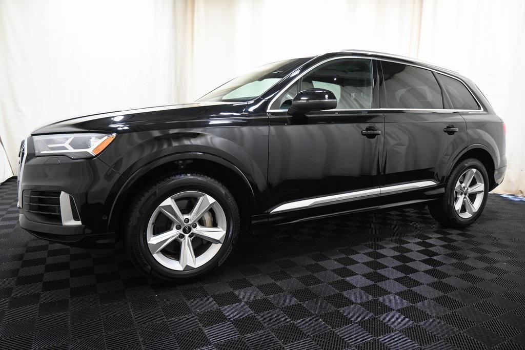 used 2021 Audi Q7 car, priced at $31,900