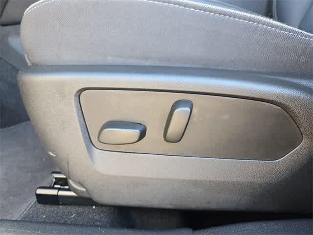 used 2023 Buick Envision car, priced at $22,847