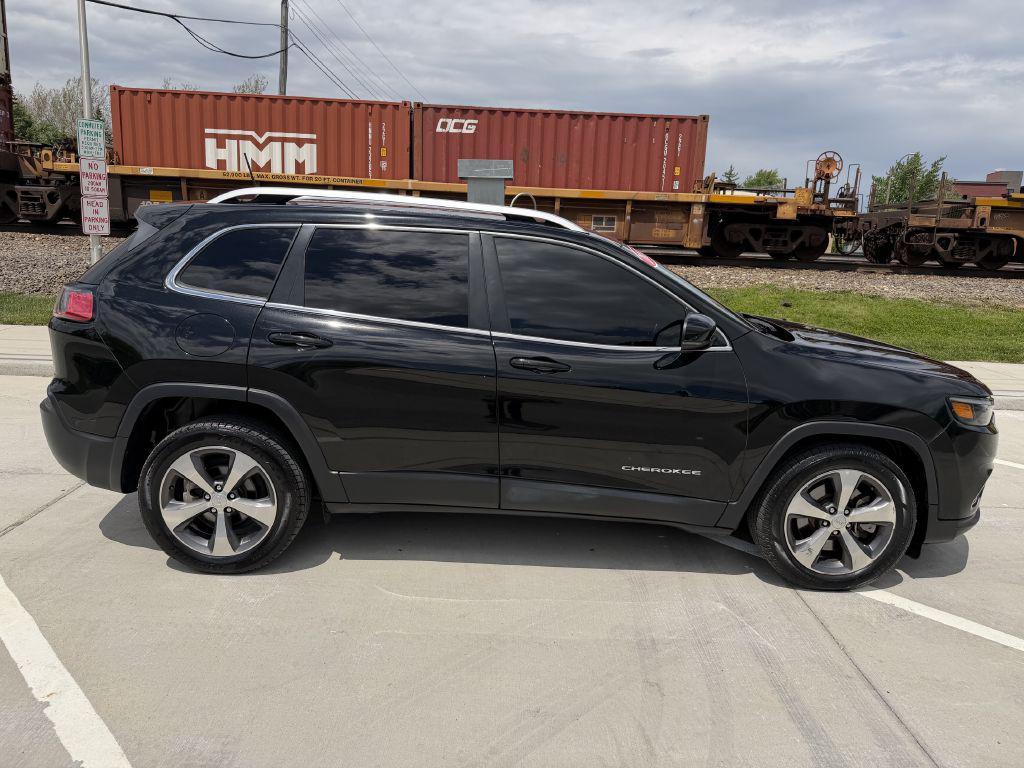 used 2020 Jeep Cherokee car, priced at $12,477