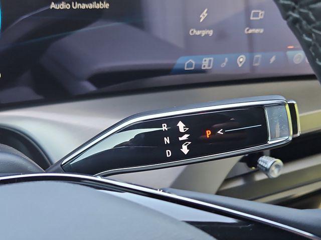 new 2026 Cadillac VISTIQ car, priced at $78,215