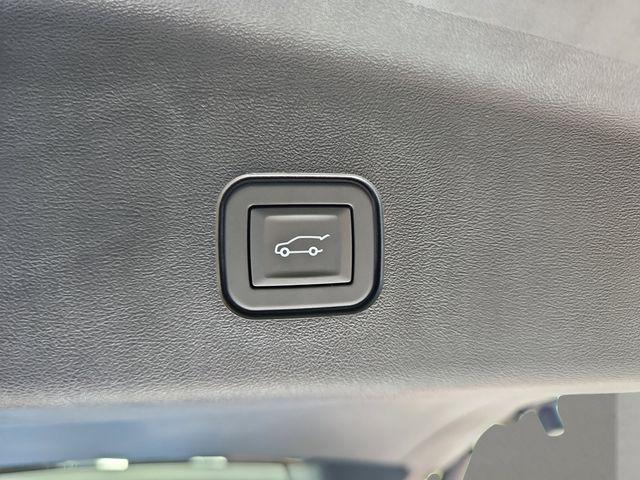 new 2026 Cadillac VISTIQ car, priced at $78,215