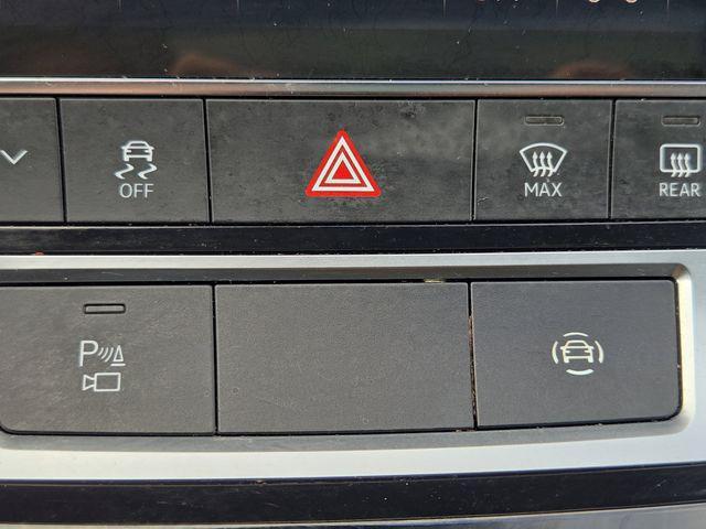 used 2025 Audi Q7 car, priced at $40,200