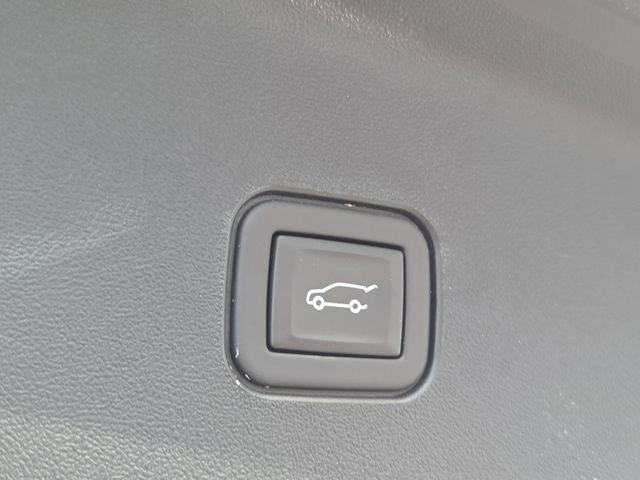 used 2026 Cadillac VISTIQ car, priced at $63,900