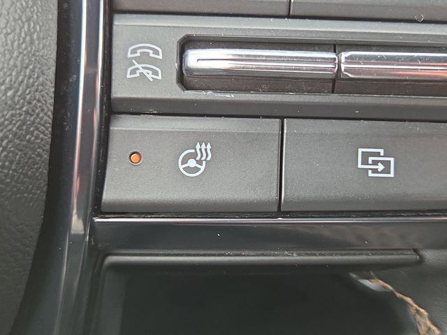 used 2023 GMC Canyon car, priced at $39,600