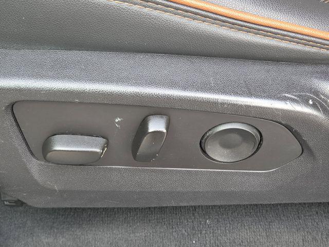 used 2023 GMC Canyon car, priced at $39,600