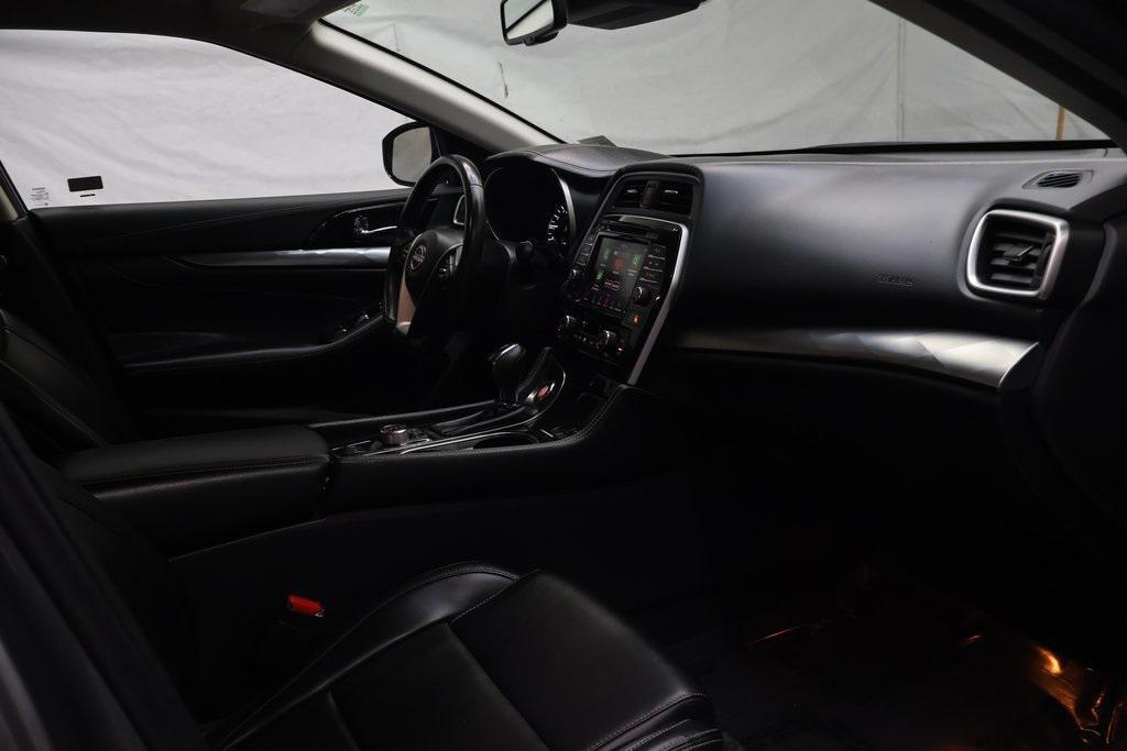 used 2023 Nissan Maxima car, priced at $20,995