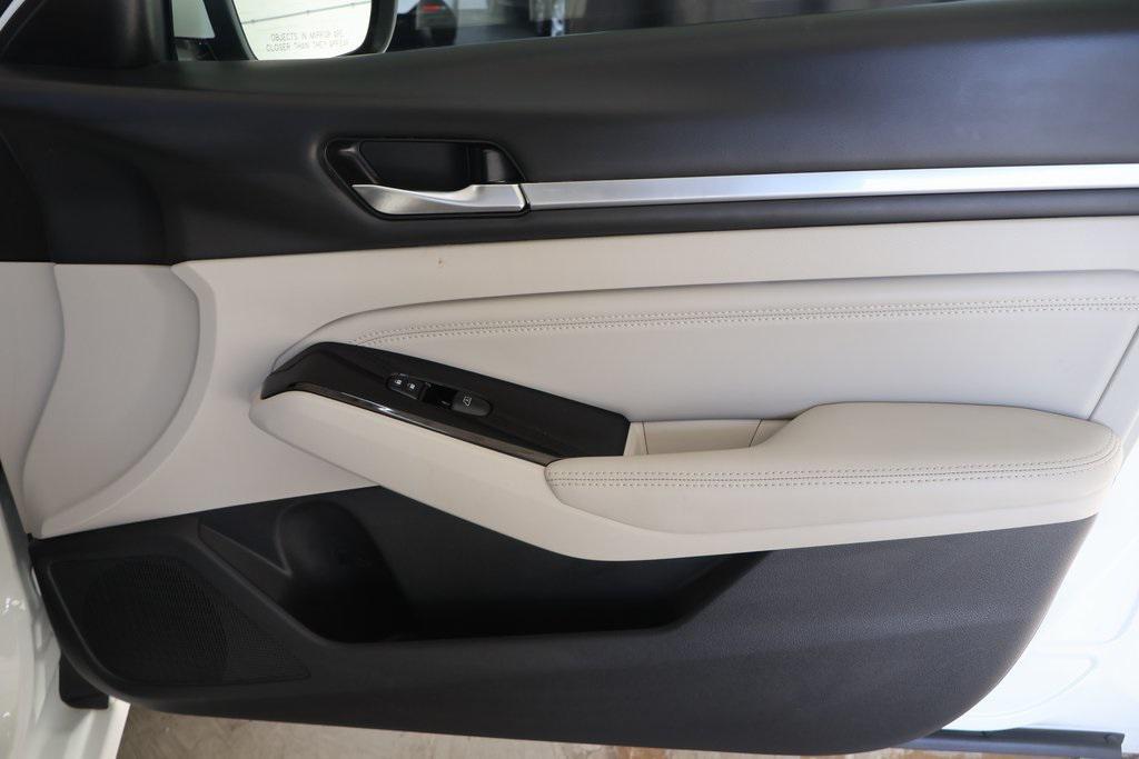 used 2022 Nissan Altima car, priced at $22,745