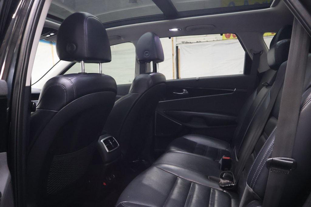 used 2019 Kia Sorento car, priced at $17,995