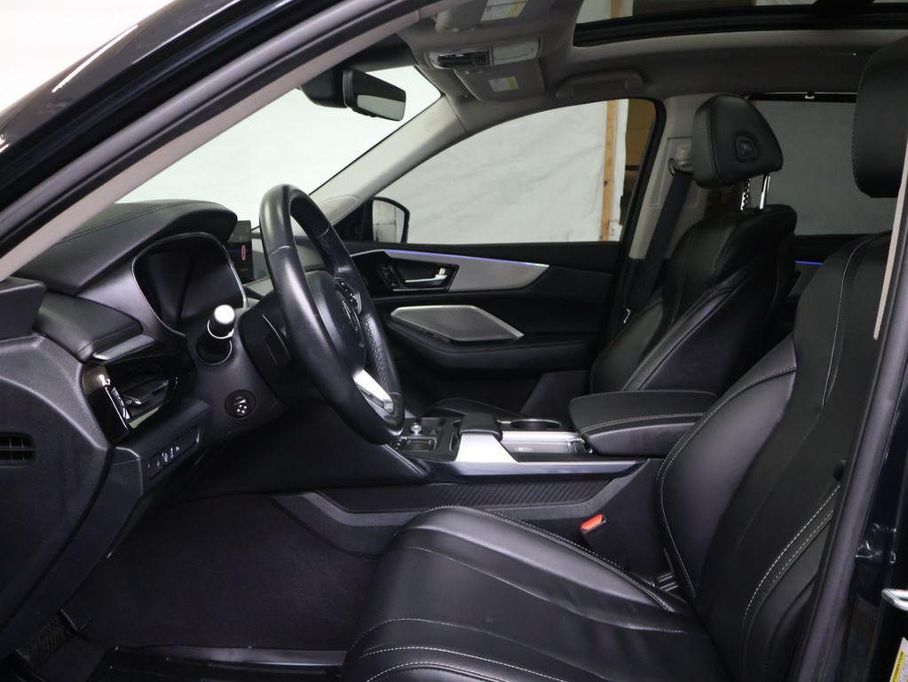 used 2023 Acura MDX car, priced at $39,995