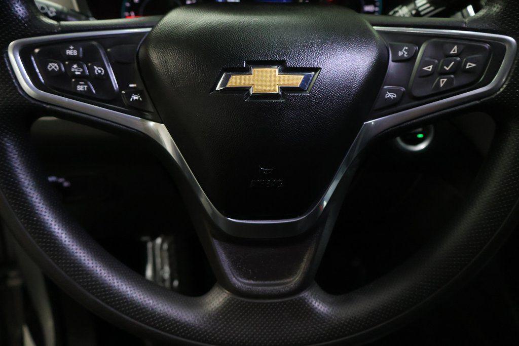 used 2022 Chevrolet Equinox car, priced at $16,995