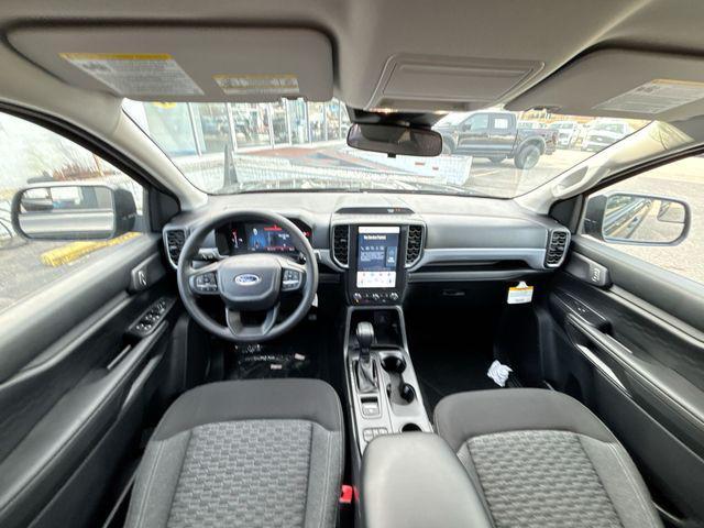 new 2025 Ford Ranger car, priced at $33,006