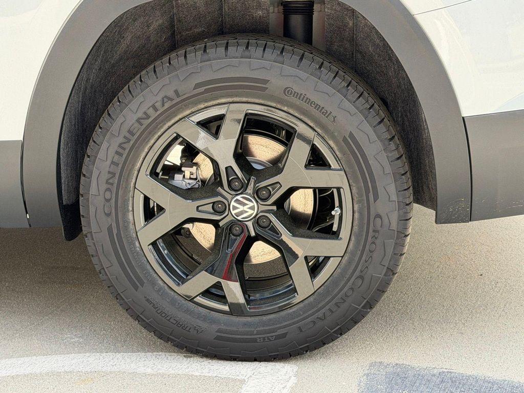 new 2026 Volkswagen Atlas car, priced at $52,058