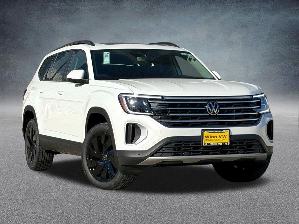 new 2026 Volkswagen Atlas car, priced at $48,255