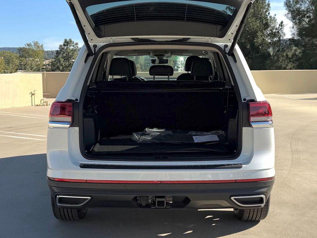 new 2026 Volkswagen Atlas car, priced at $48,255